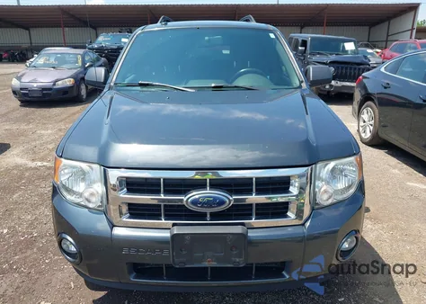 2009 Ford Escape Xlt from USA, damaged, VIN 1FMCU03799KC65653